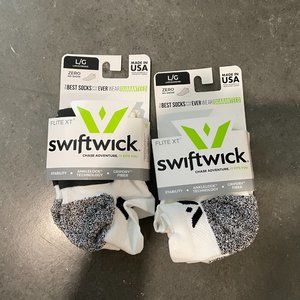 New Lot of 2 Pairs Men's Large Swiftwick Flite XT Tab No Show Grip Socks White